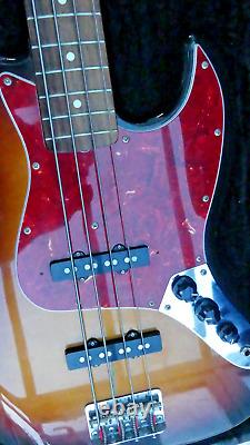 Fender Jazz Bass 1995 Vintage Reissue'62 Sunburst, Maple Rosewood VGC+ Case