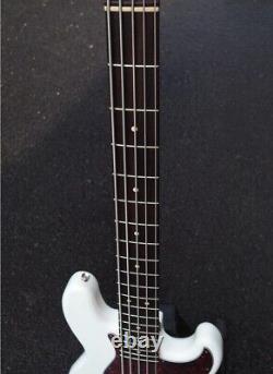Fender Jazz Bass Deluxe 5 String MIM Guitar