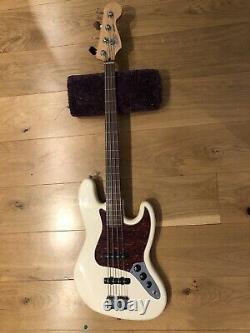 Fender Jazz Bass Fretless