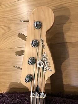 Fender Jazz Bass Fretless