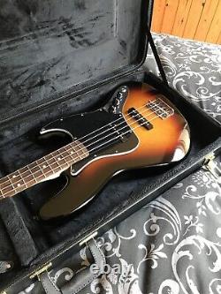 Fender Jazz Bass Guitar Inc New Case & Accs