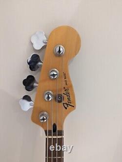Fender Jazz Bass Mexico, Olympic white with Fender Strap
