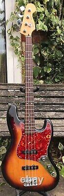 Fender Jazz Bass Sunburst withRosewood fretboard & Stack knob control