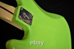 Fender Limited Edition Player P. Bass electron green