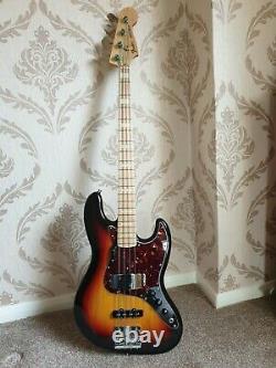 Fender Mij 75 Jazz Bass. Immaculate