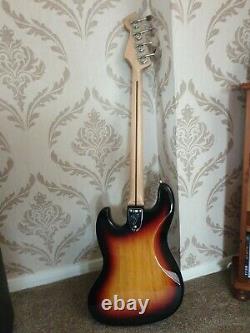 Fender Mij 75 Jazz Bass. Immaculate