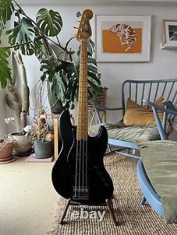 Fender Modern Player Jazz Bass in Satin Black (2014) with Gator hardshell Case