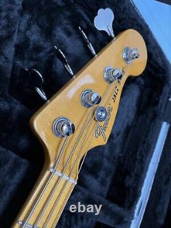 Fender Modern Player Jazz Bass in Satin Black (2014) with Gator hardshell Case