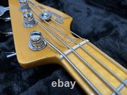 Fender Modern Player Jazz Bass in Satin Black (2014) with Gator hardshell Case