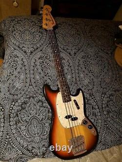 Fender Mustang Bass Guitar Vintage 1973. CBS. Short scale. 30. Sunburst. Rare