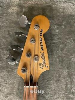 Fender Mustang PJ Bass Sonic Blue Hard Case