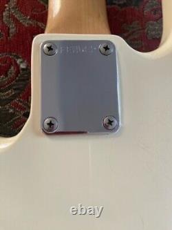 Fender P Bass 1984, Made in Japan, White, DiMarzio Pick Ups, + Case