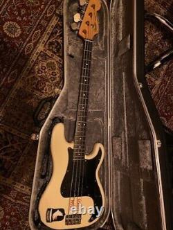 Fender P Bass 1984, Made in Japan, White, DiMarzio Pick Ups, + Case