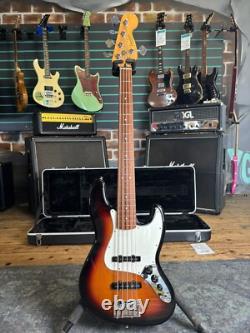 Fender Player Jazz V Bass 3-Colour Sunburst 2021 Electric Bass