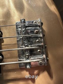 Fender Player Mustang Bass PJ Pau Ferro Fingerboard Firemist Gold 3.6kg