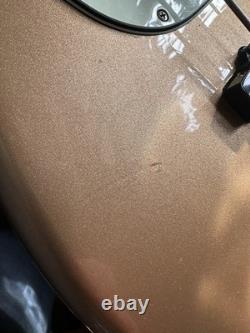Fender Player Mustang Bass PJ Pau Ferro Fingerboard Firemist Gold 3.6kg