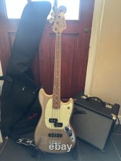 Fender Player Mustang Bass PJ Pau Ferro Fingerboard Firemist Gold 3.6kg