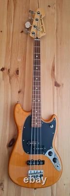 Fender Player Mustang Bass guitar, made in Mexico, La Bella flat wound strings