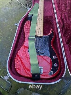 Fender Player Series Bass Guitar