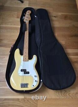 Fender Precision Bass