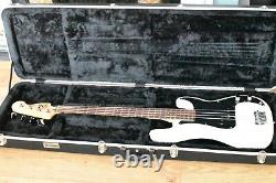 Fender Precision Bass