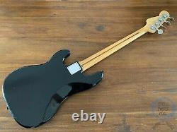 Fender Precision Bass, High Gloss Black on Black, 2004