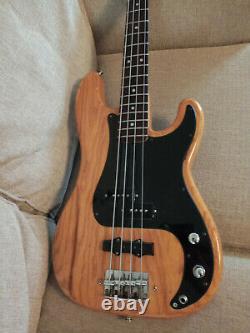Fender Precision Bass USA 1978 (original neck, body and tuners)