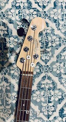 Fender Precision Bass V American Professional 5 String Mint