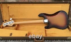 Fender Precision USA AVRI 62 Bass Guitar with OHSC