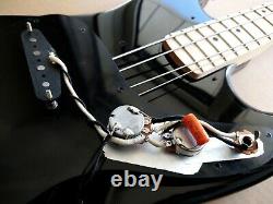 Fender Squier Bronco + Alnico V Vintage Spec'51 P Bass Pickup + Warwick Gig Bag