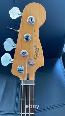 Fender Squier Classic Vibe'60s Precision Bass White Electric Bass Guitar Fender Squier Classic Vibe'60s Precision Bass White Electric Bass Guitar