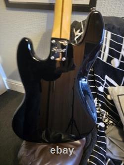 Fender Squier Classic Vibe'70s Jazz Bass Black Electric Bass Guitar