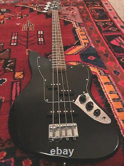 Fender Squier Jaguar Bass Special SS