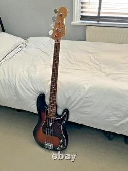 Fender Standard Precision Bass with RS Roundwound Strings + Gig Bag + Pickguards