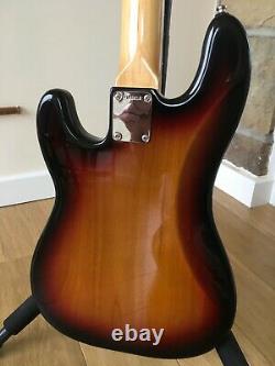 Fender USA Precision Avri 62 Vintage Re-issue 4-string Bass Guitar