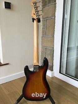 Fender USA Precision Avri 62 Vintage Re-issue 4-string Bass Guitar