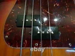 Fender USA Precision Bass Avri 62 Vintage Re-issue