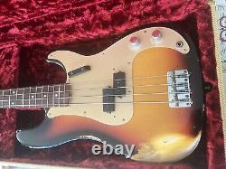 Fender custom shop 1963 precision bass 2017. Immaculate condition