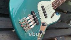 Fender jazz bass japan