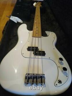 Fender player precision bass polar white + hard case