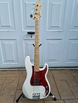 Fender precision bass 2009 Mexican Standard with upgrades + hardcase