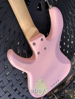 Flea Bass Model 32 Fleabass RHCP Guitar Shell Pink Nitro