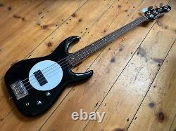 Fleabass Model 32 The Wild One Bass Guitar RHCP Flea Bass