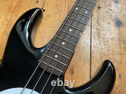 Fleabass Model 32 The Wild One Bass Guitar RHCP Flea Bass