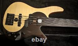 Fretless 5 String Yin Yang Bass Guitar With Active Preamp