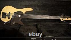 Fretless 5 String Yin Yang Bass Guitar With Active Preamp