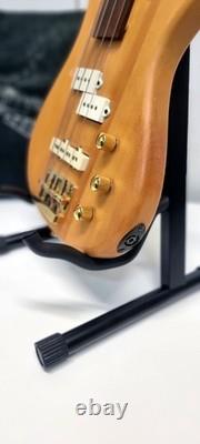 Fretless-Cutaway Bass -3 Pick-ups -Oak Body -Maple + Rosewood Neck -Sounds Great