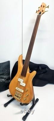 Fretless-Cutaway Bass -3 Pick-ups -Oak Body -Maple + Rosewood Neck -Sounds Great