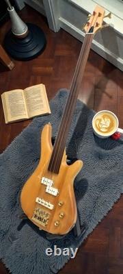 Fretless-Cutaway Bass -3 Pick-ups -Oak Body -Maple + Rosewood Neck -Sounds Great