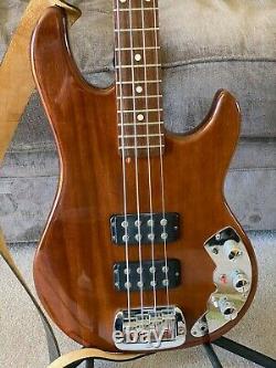 G&L 2000 E Series Active Bass Guitar with Hard Case, VGC